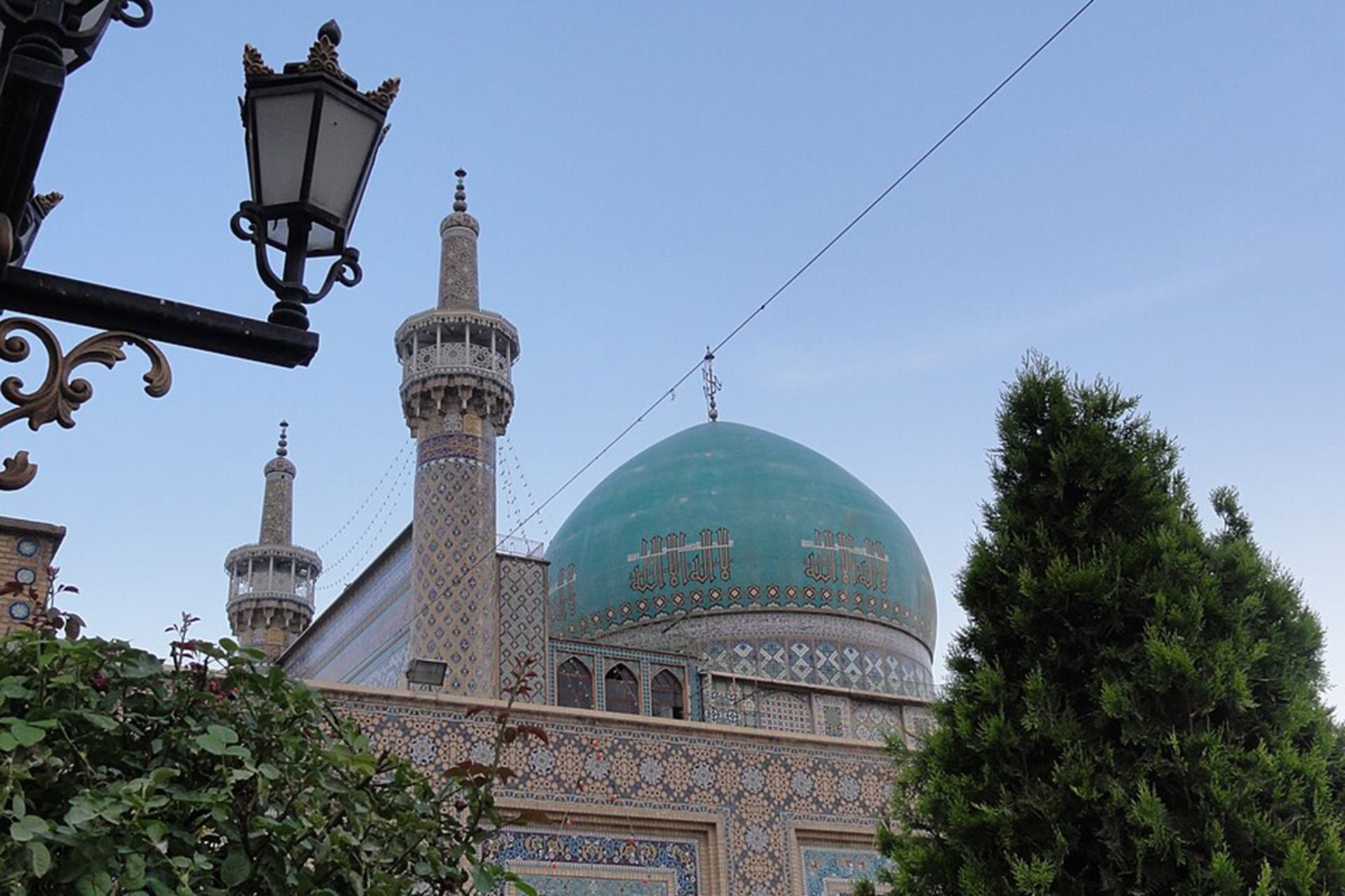 مسجد گوهرشاد از نمای بست شیخ طوسی