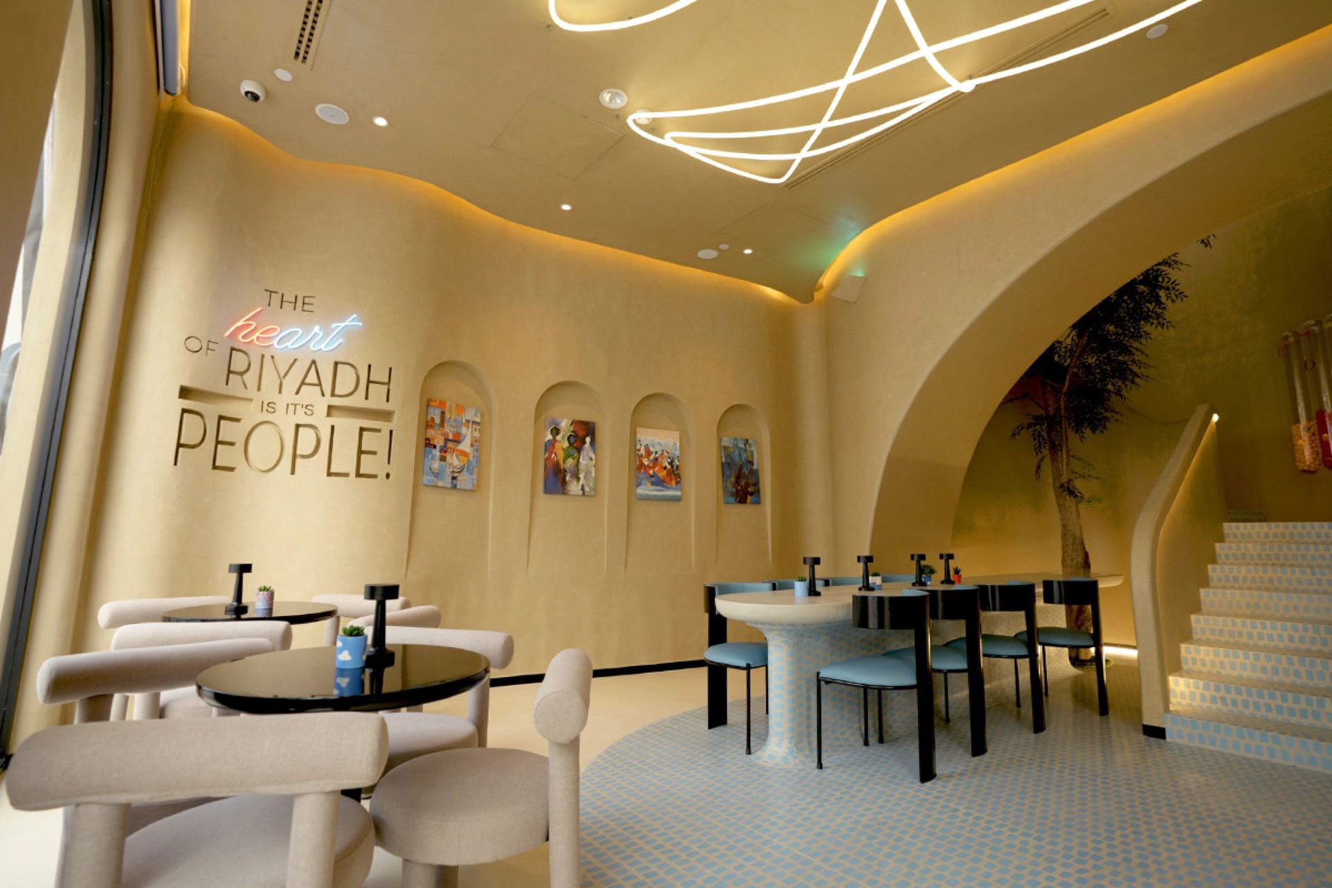 دکوراسیون کافه کازمو ریاض