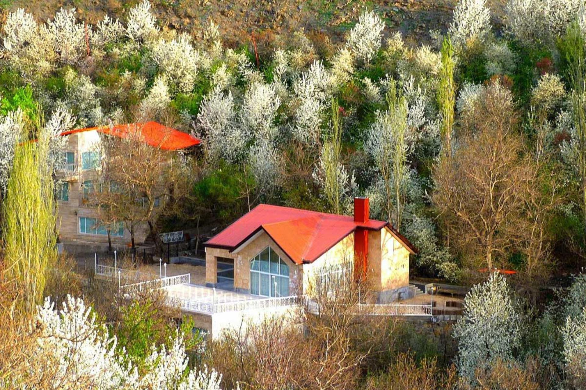 خانه ای ییلاقی در روستای ازغد