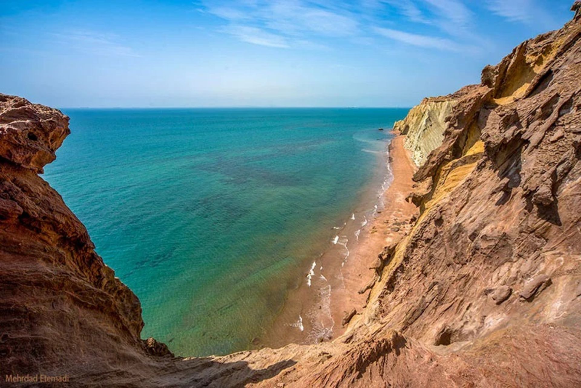 دره مجسمه ها در جزیره هرمز