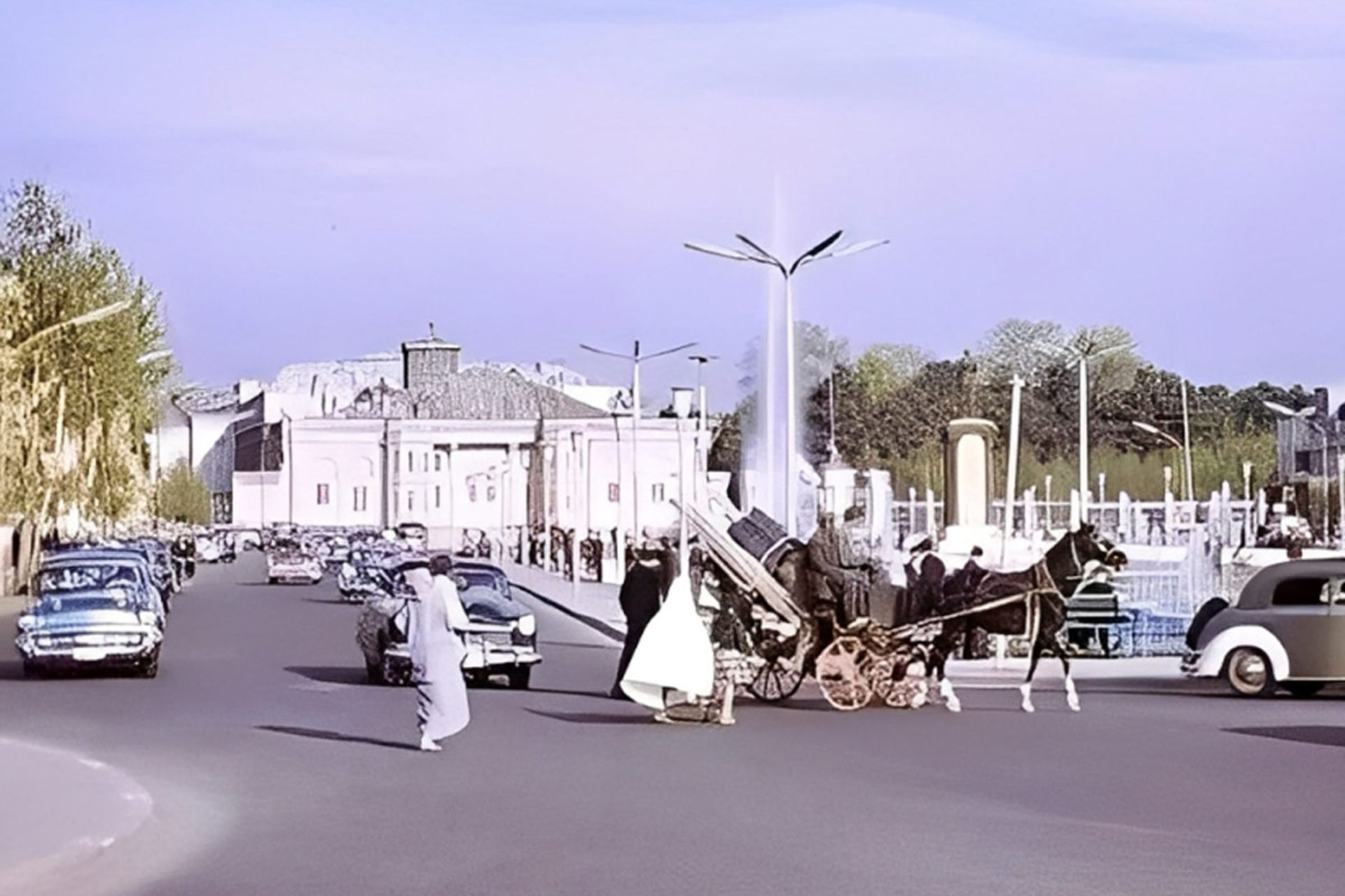 عکس تاریخی میدان بهارستان تهران
