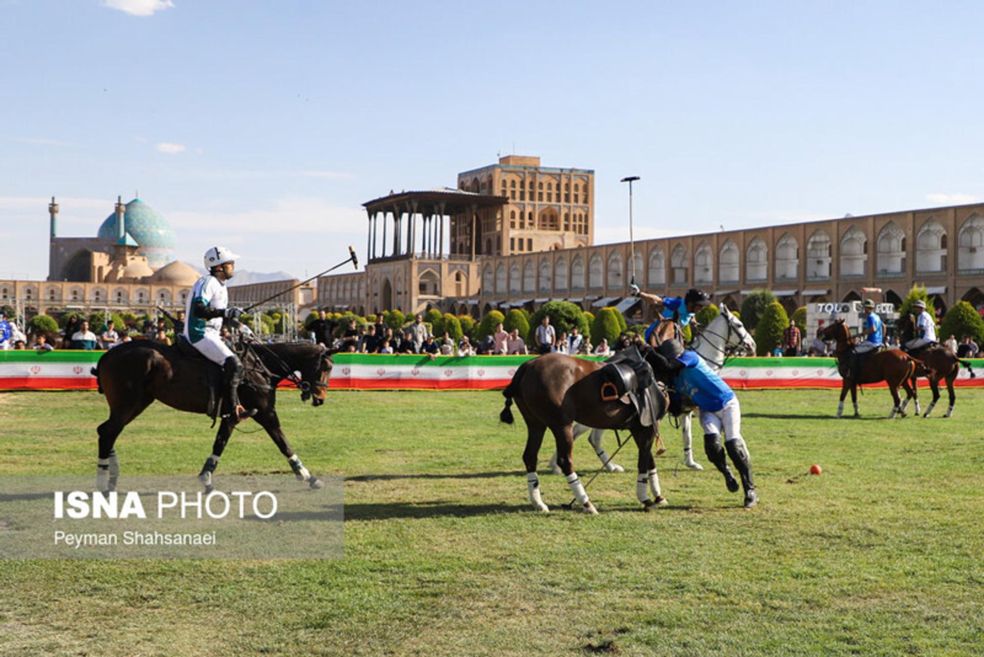 چوگان در میدان نقش جهان