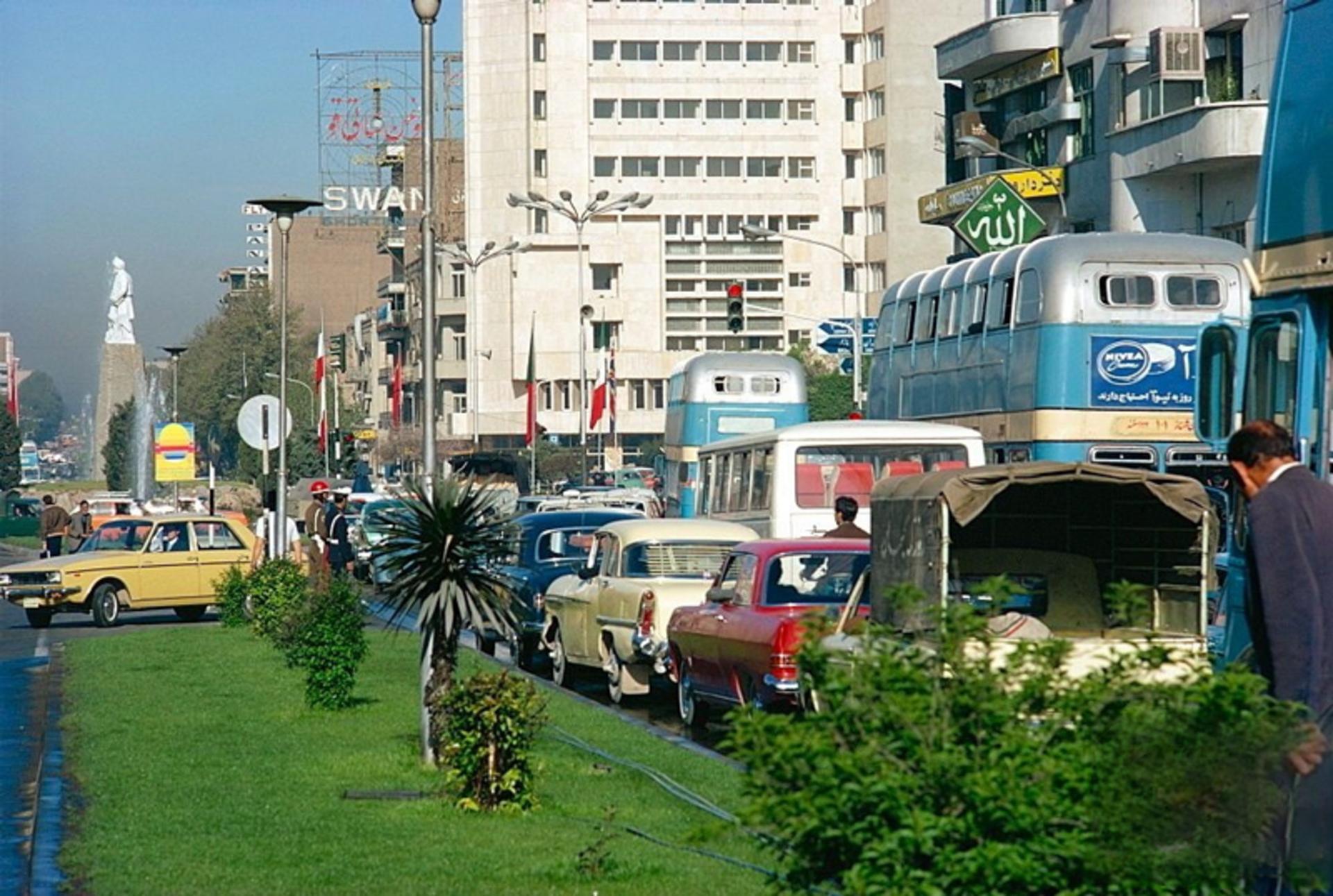 عکس تاریخی میدان فردوسی تهران