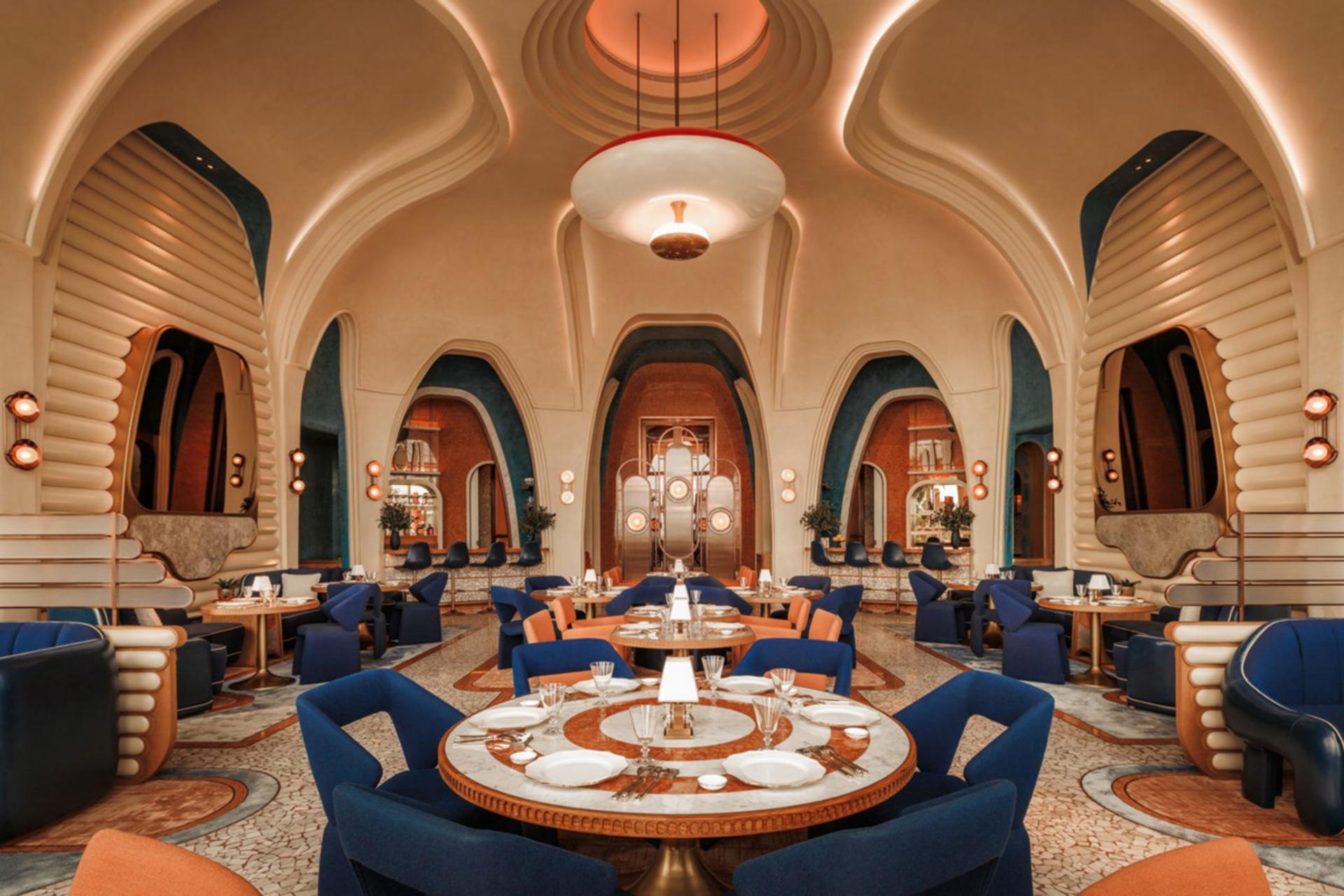 سالن اصلی رستوران ایتالیایی هتل مرسی‌العرب جمیرا