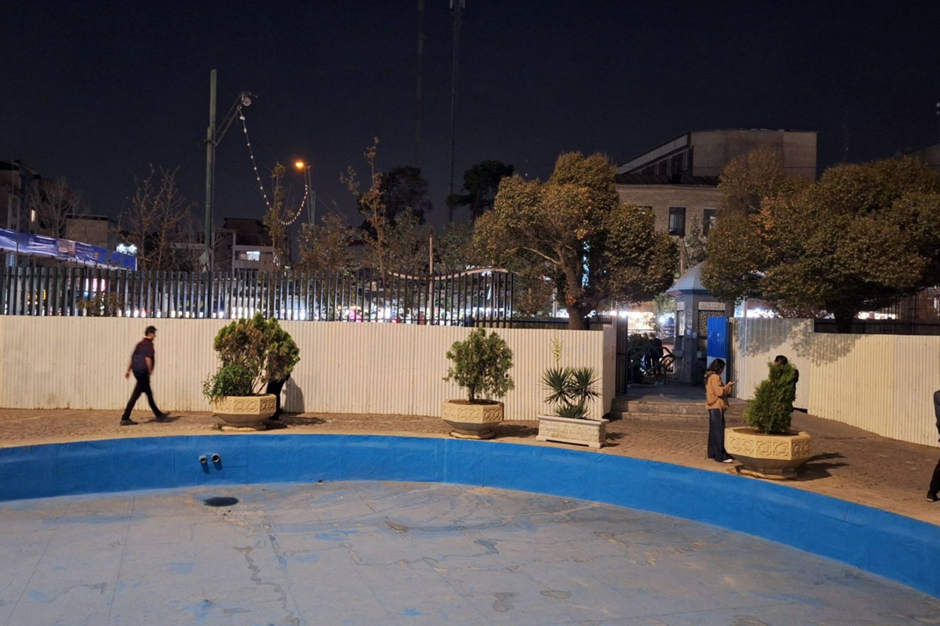 حصارکشی تئاتر شهر