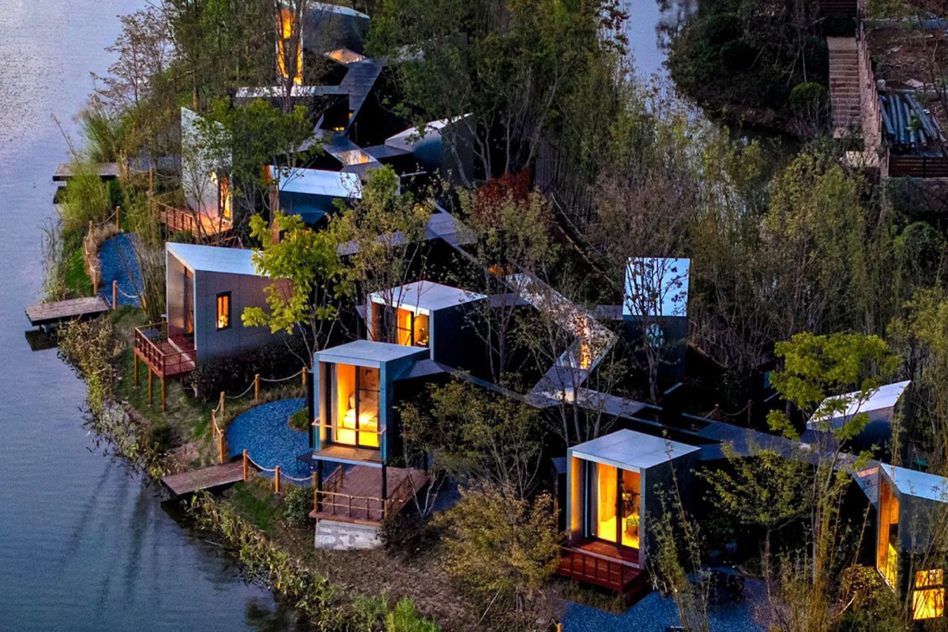 اقامتگاه کلبه هزارتو در چین