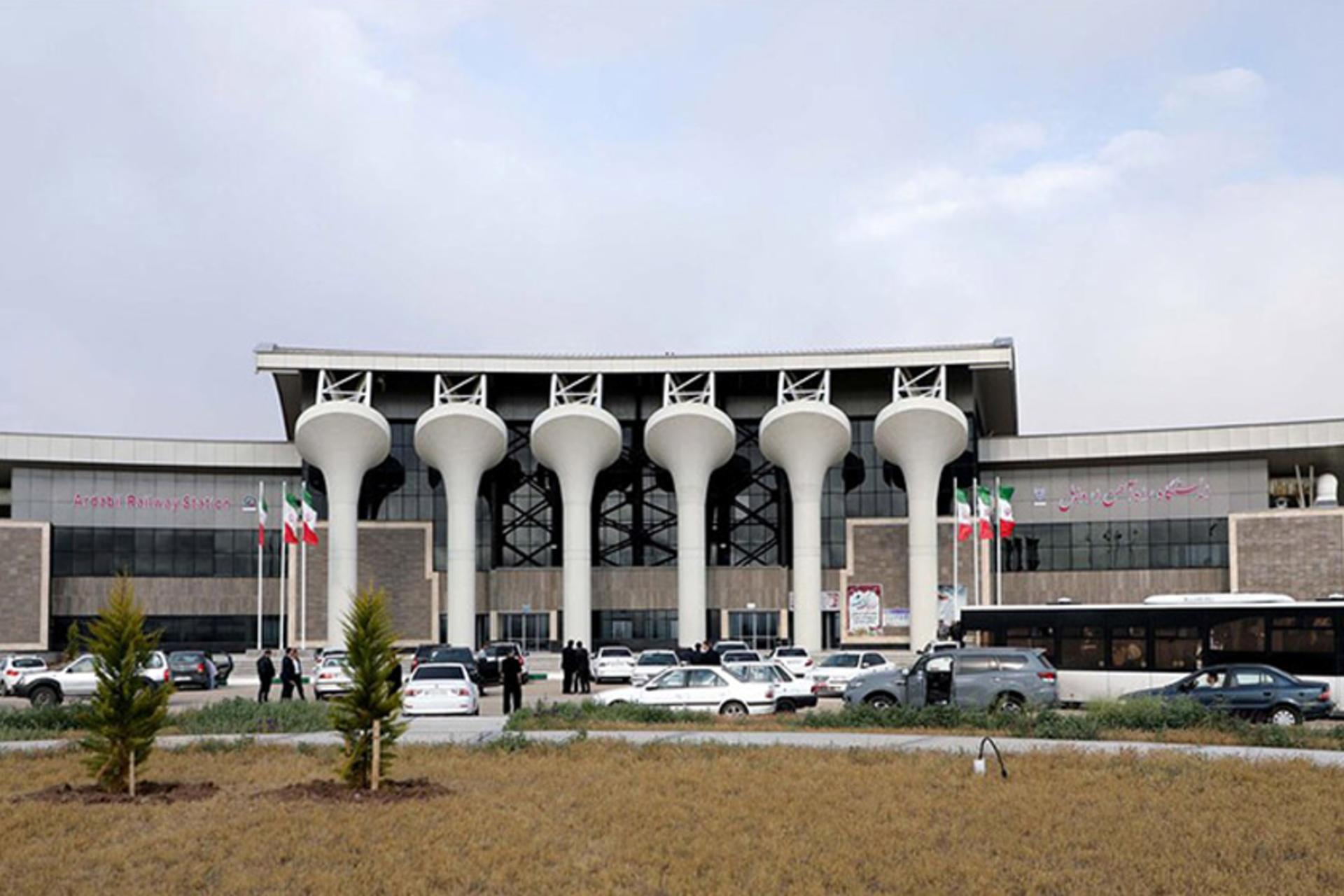 راه آهن اردبیل به کدام شهرها قطار دارد؟