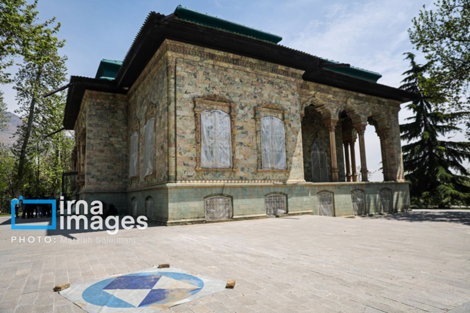 آسیب جنگ به کاخ سعدآباد