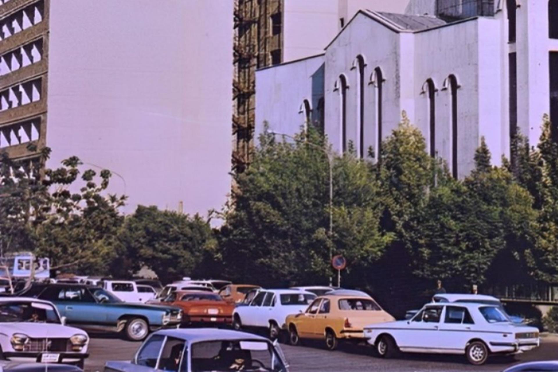 خیابان کریمخان و کلیسا سرکیس مقدس