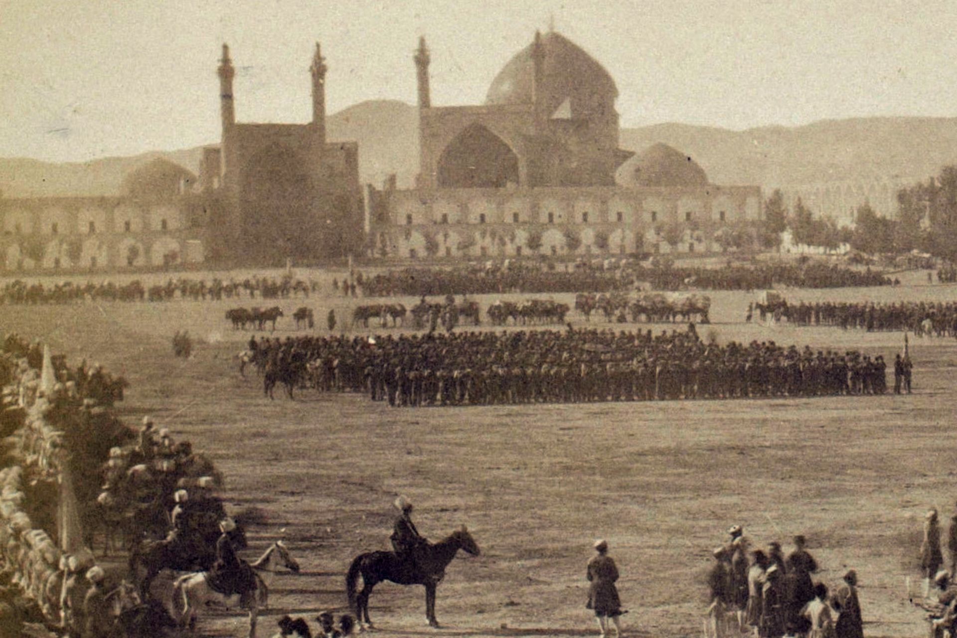 عکس تاریخی میدان نقش جهان اصفهان