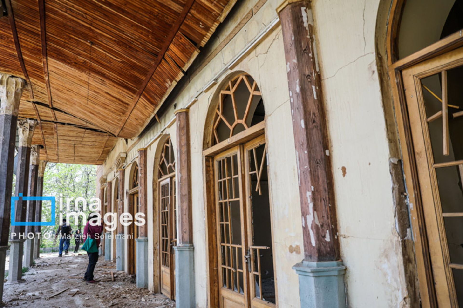 آسیب جنگ به کاخ سعدآباد