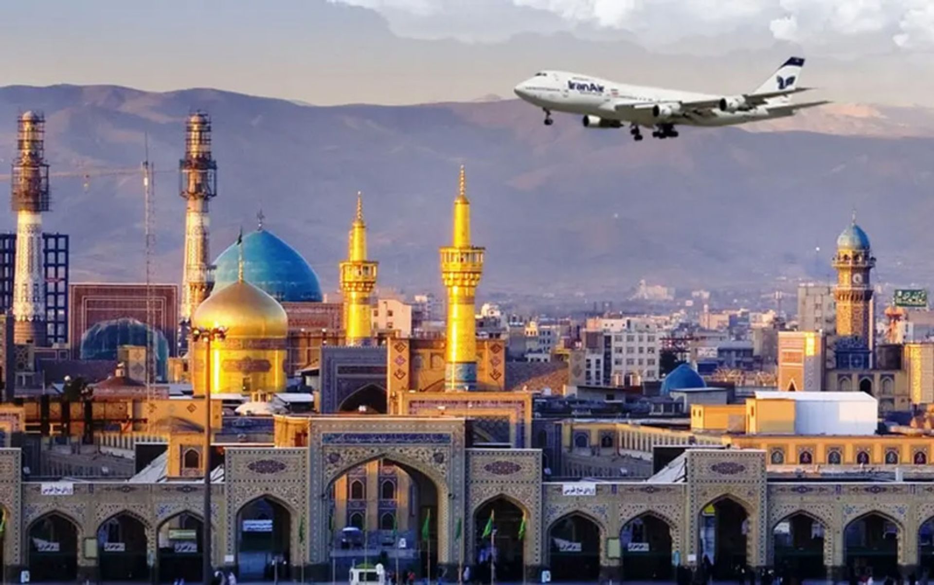 هواپیما در مشهد