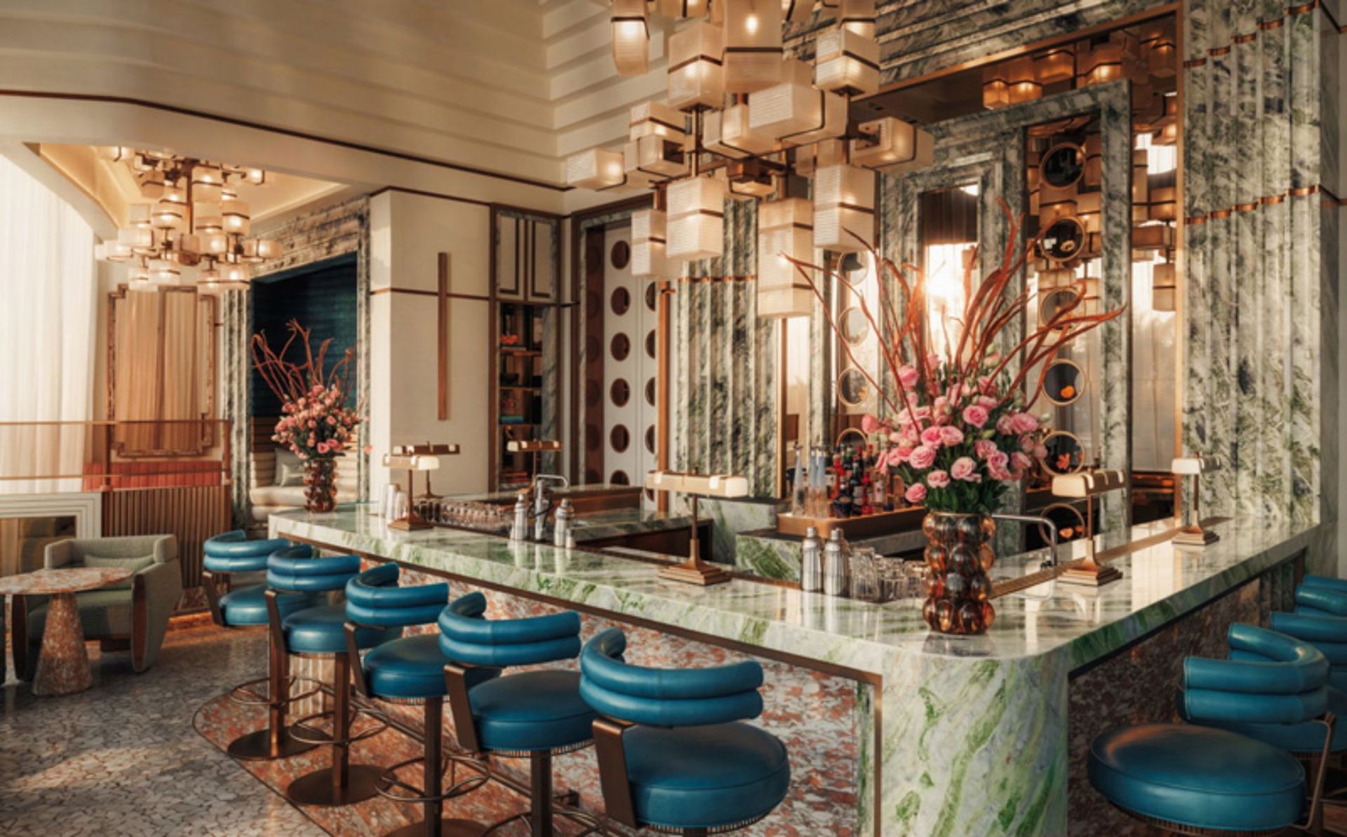 میزهای غذاخوری رستوران ایتالیایی هتل مرسی‌العرب جمیرا