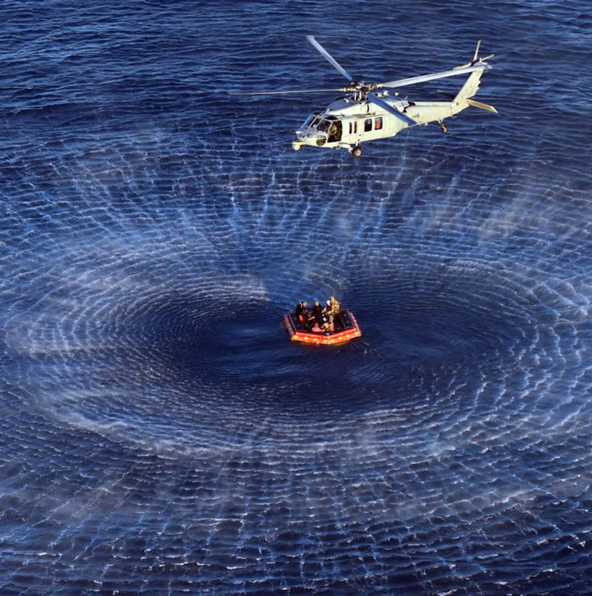 بازگشت به آرمتیس دو به زمین