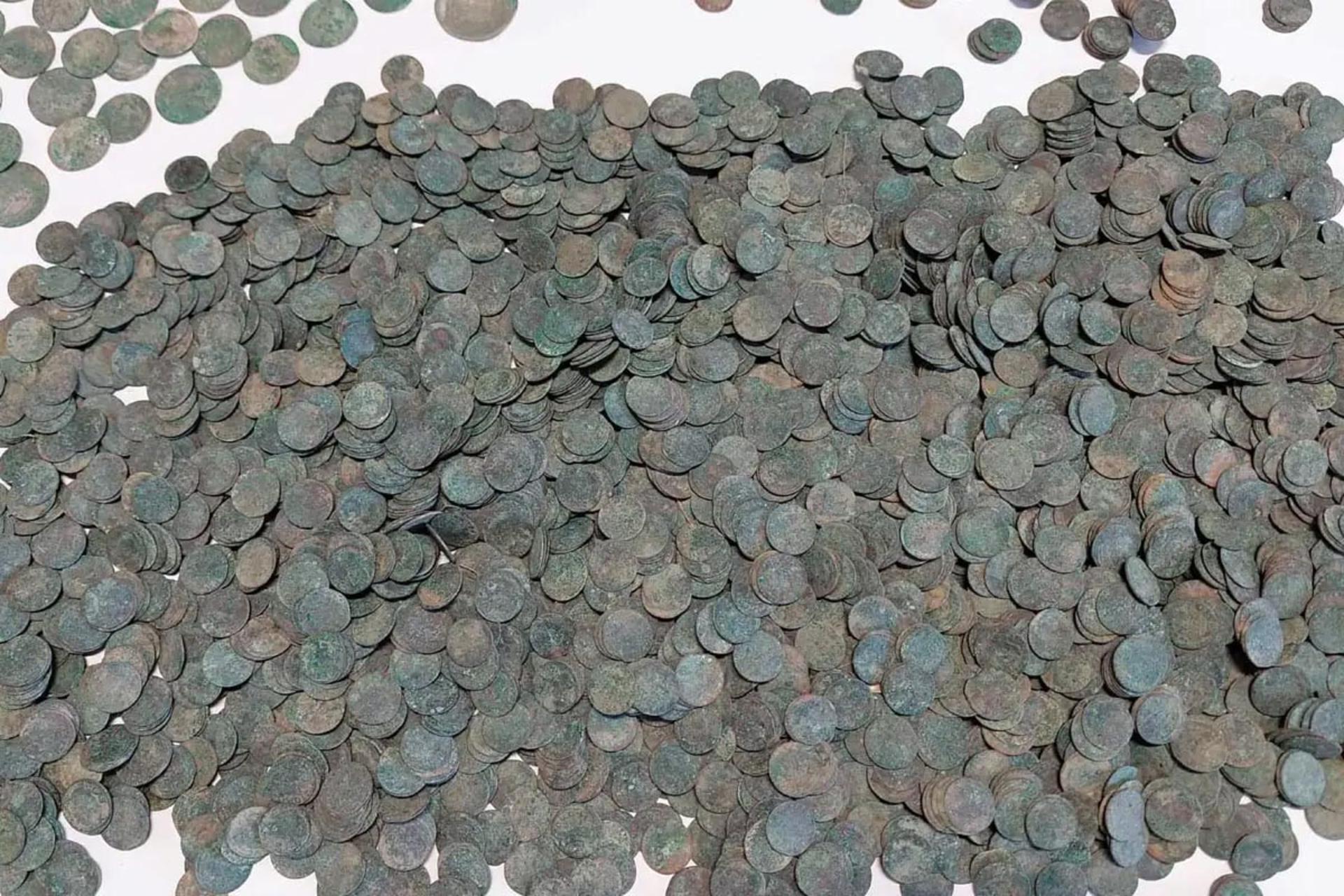 کشف سکه در لهستان