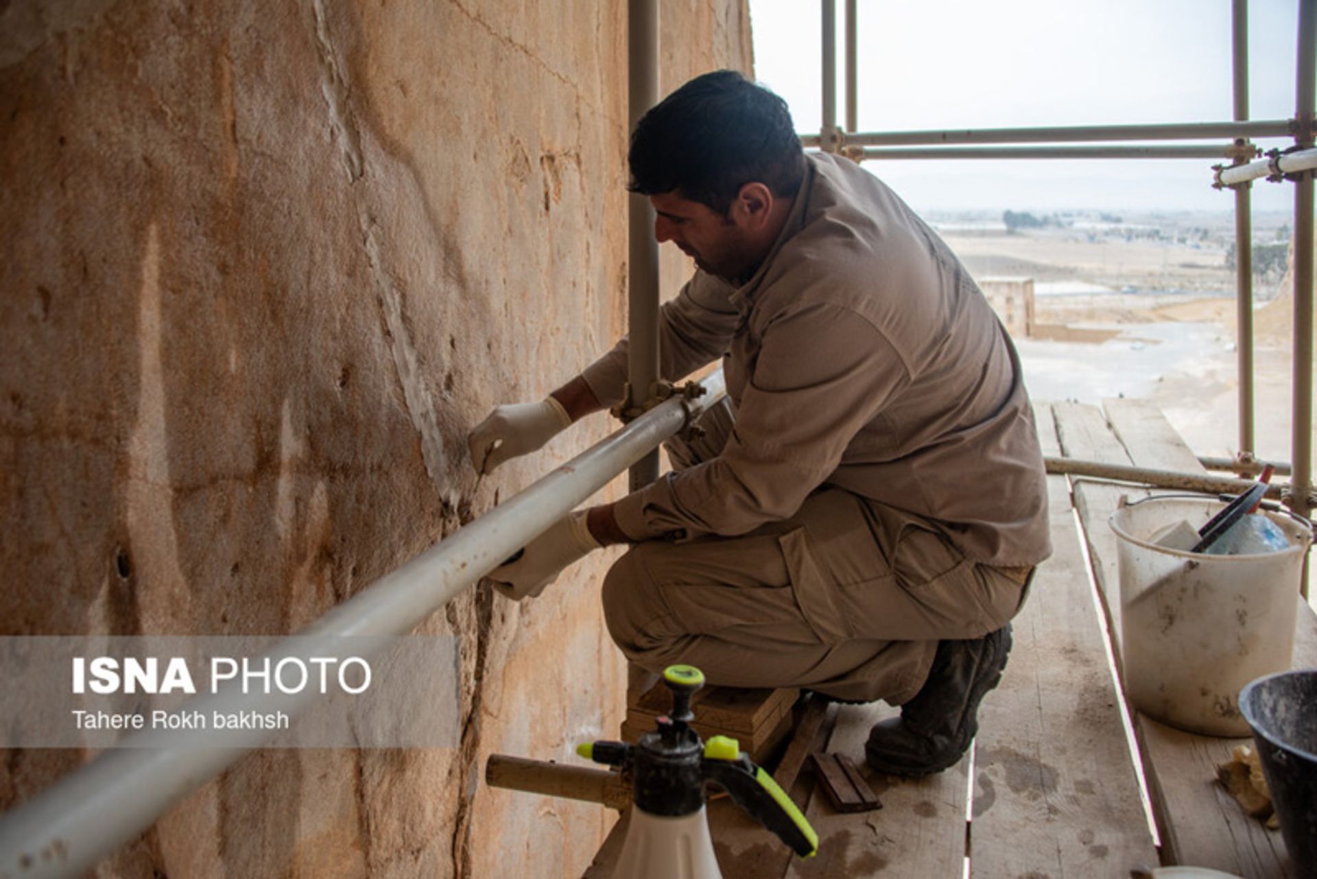 مرمت نقش رستم