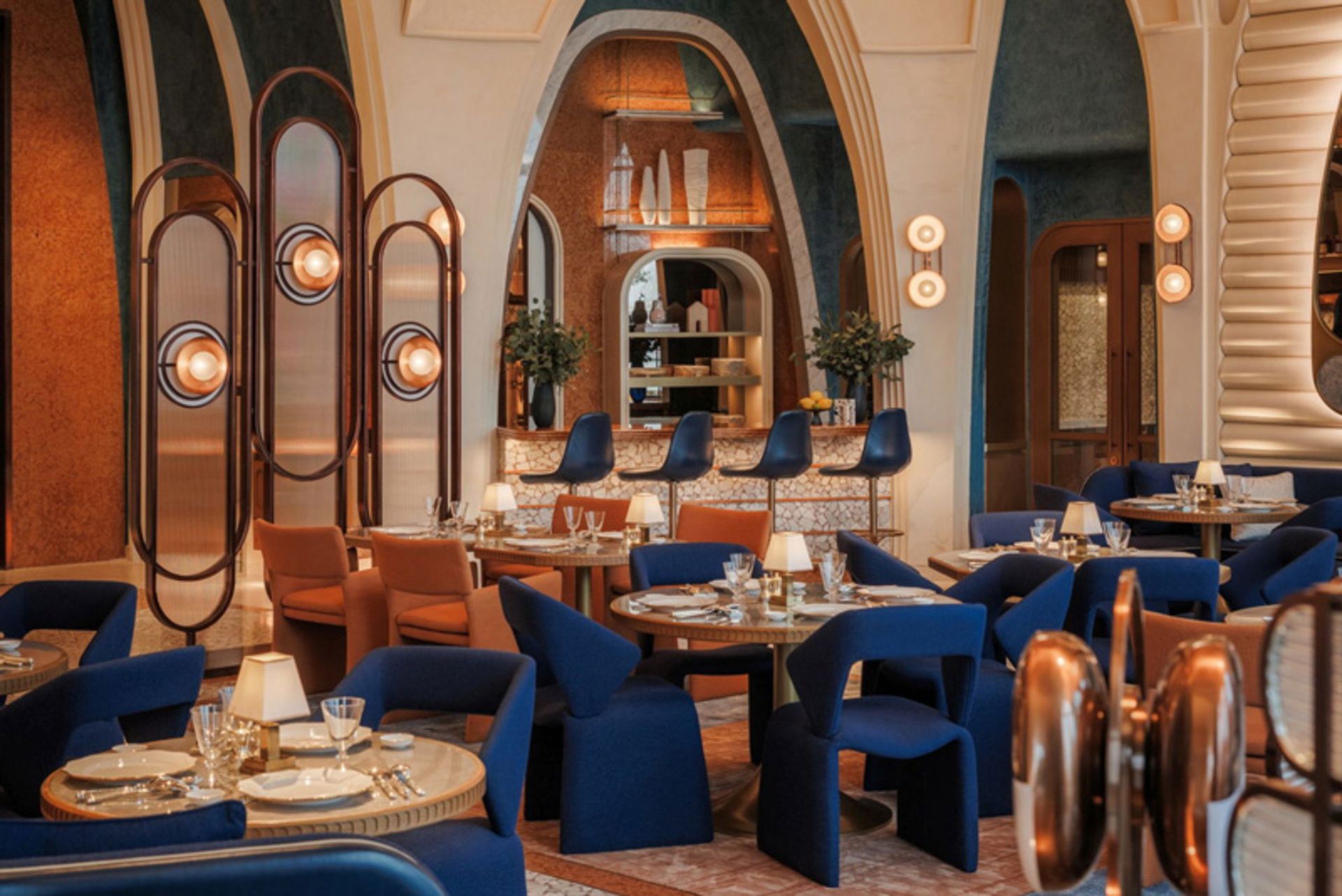 دکوراسیون مدیترانه‌ای رستوران ایتالیایی هتل مرسی‌العرب جمیرا