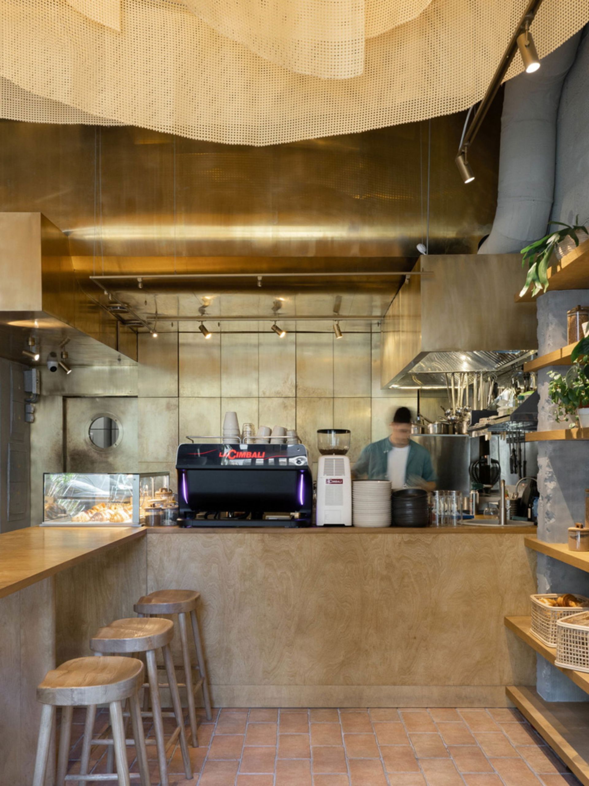 باریستای کافه لندی