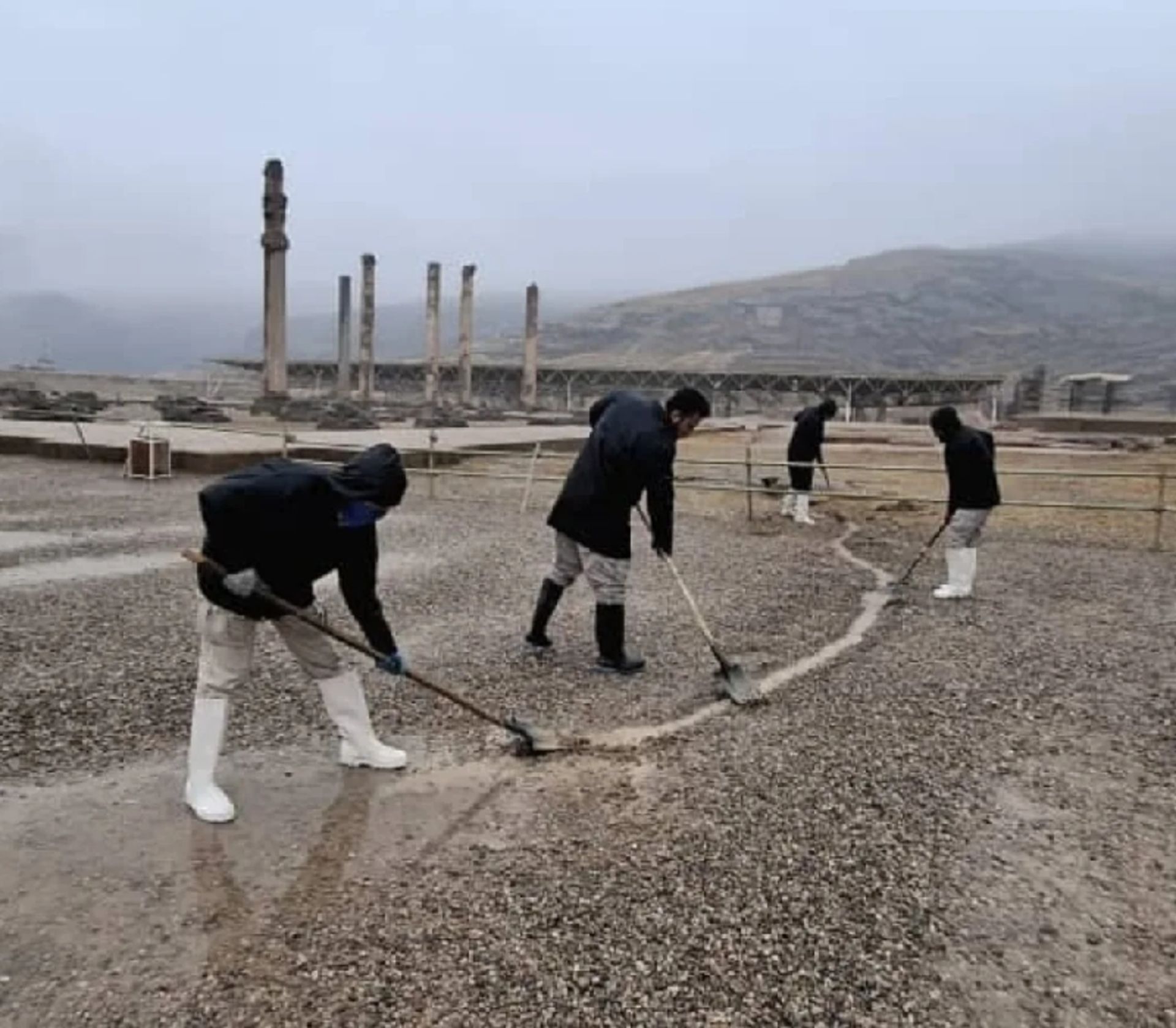 اقدامات محافظتی از تخت جمشید