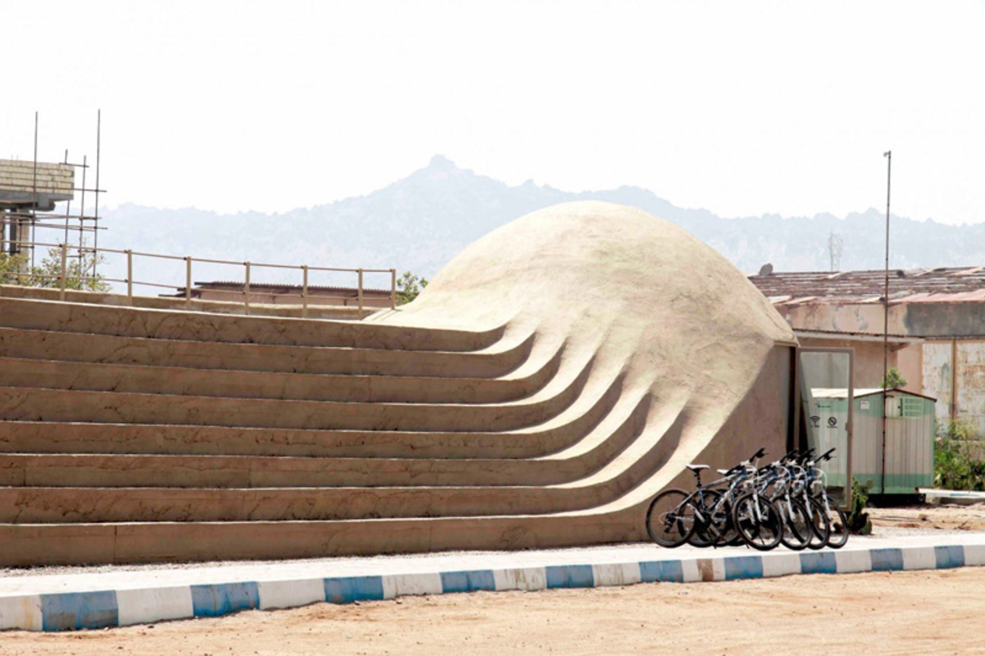 کرایه دوچرخه در مرکز فرهنگی رونگ