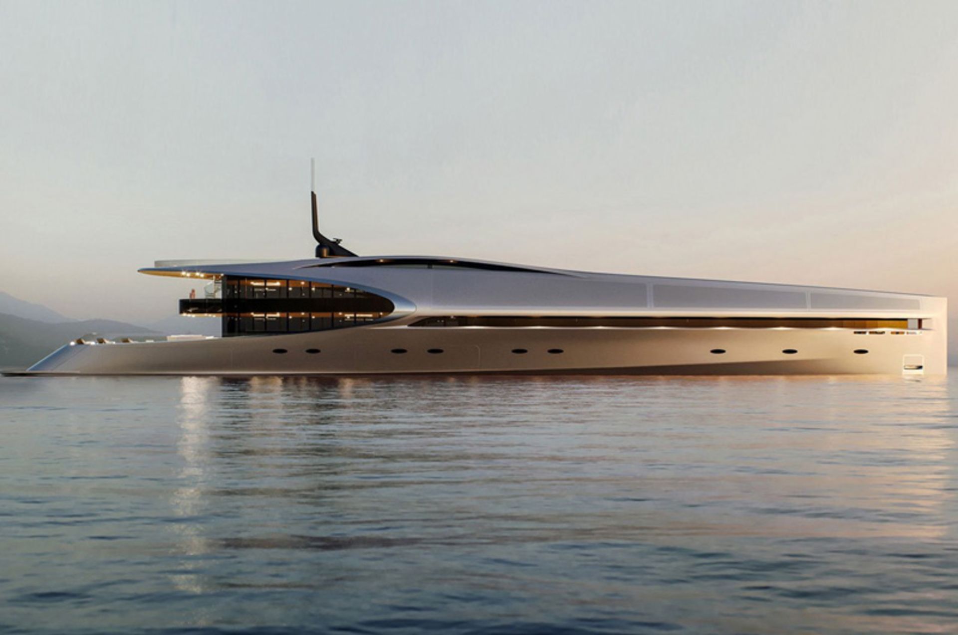  کشتی تفریحی یونیک ۷۱ از زاویه کناری