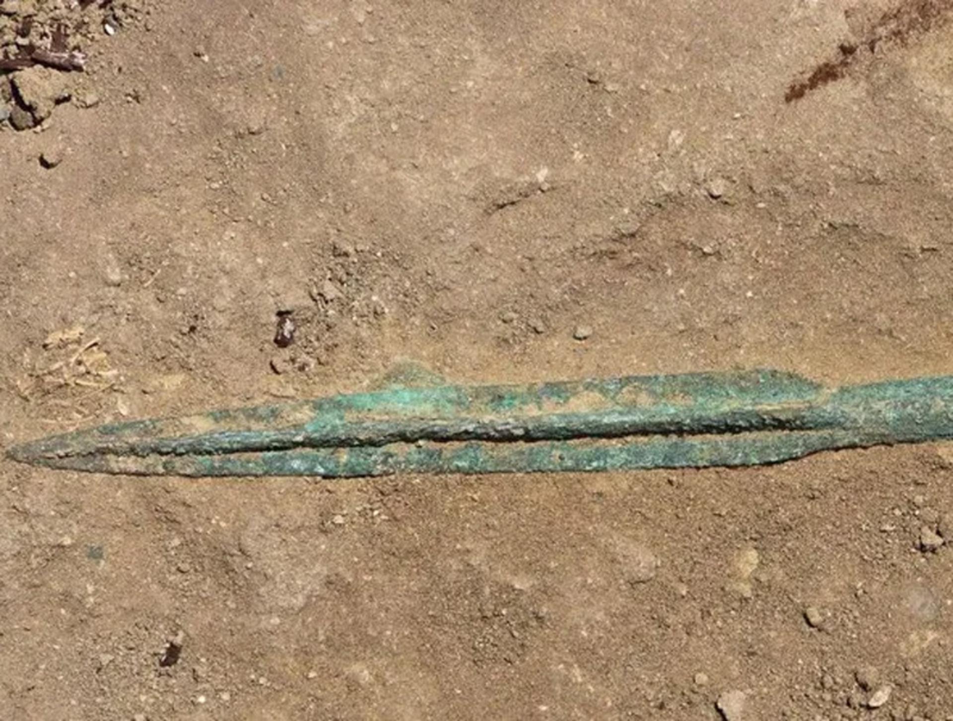 کشف مقبره در آذربایجان
