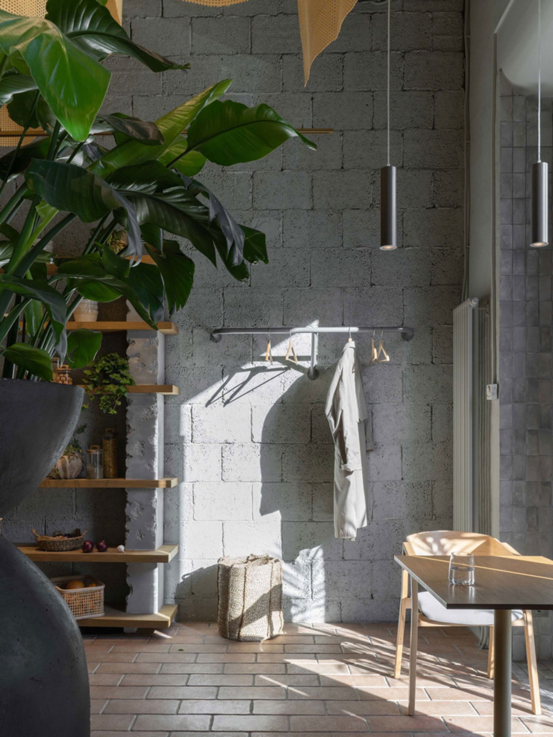 میز و صندلی‌های کافه لندی