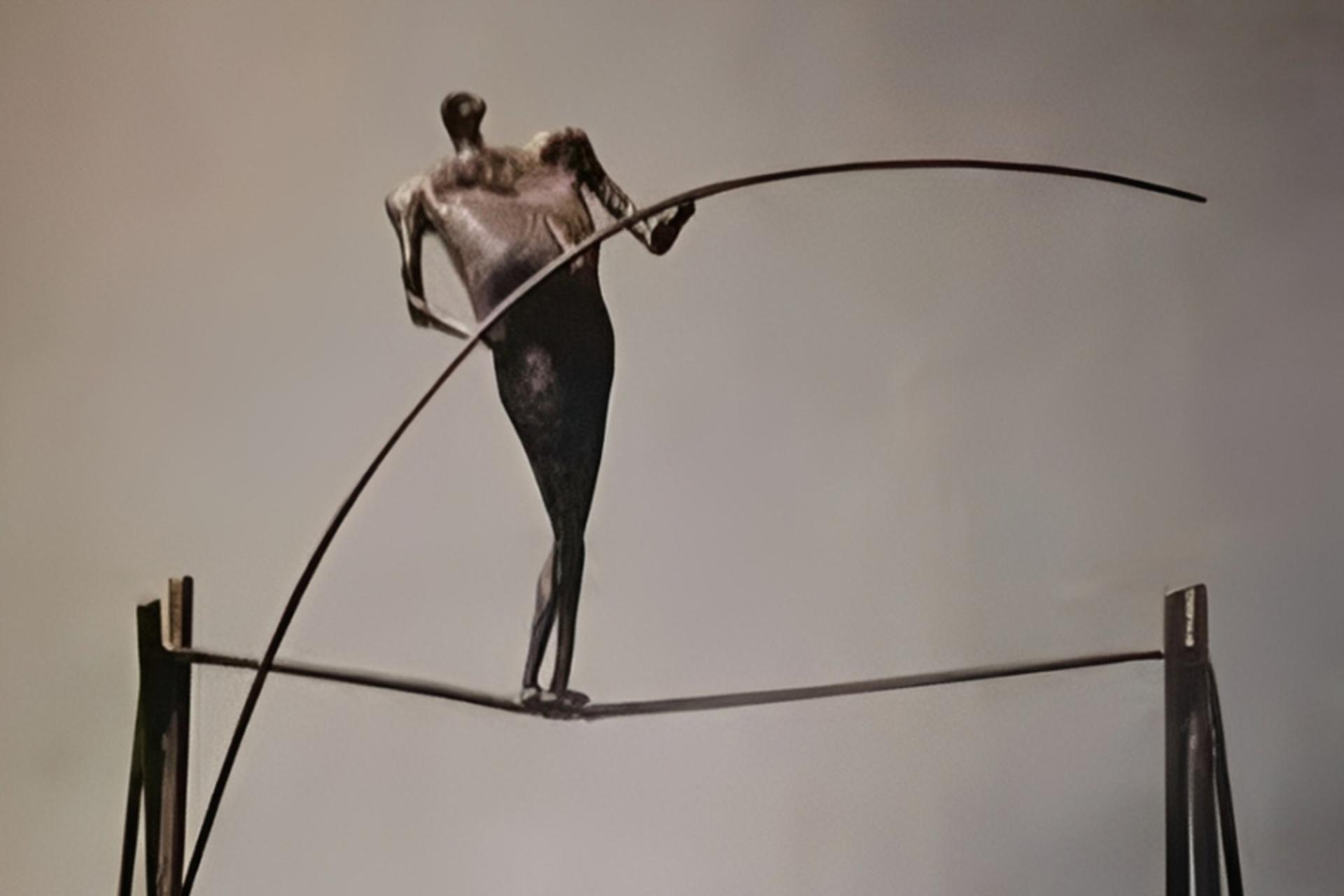 مجسمه بندباز بهمن محصص