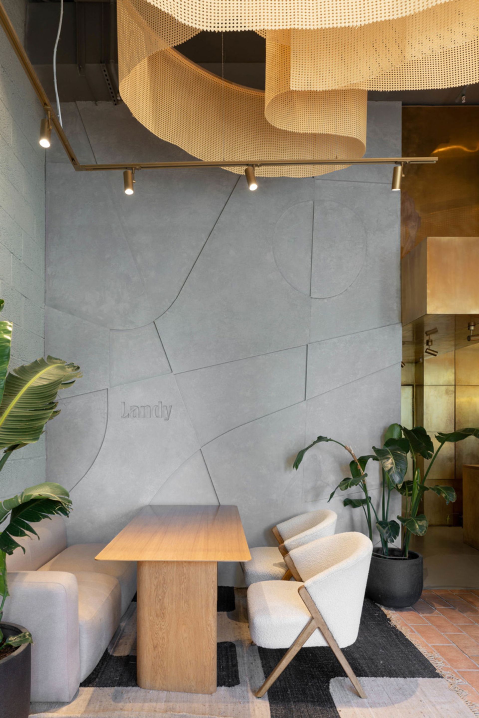 دکوراسیون کافه لندی