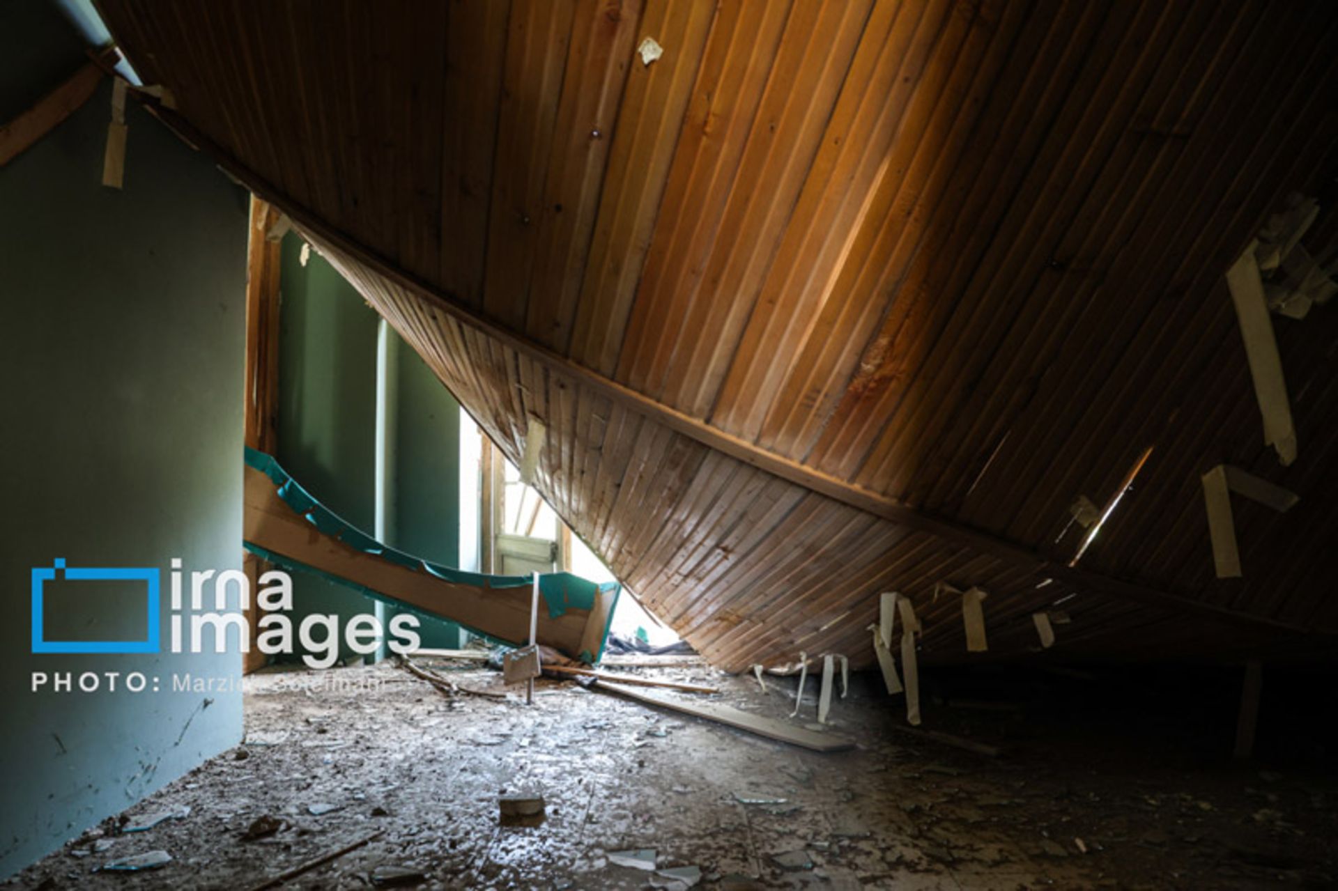 آسیب جنگ به کاخ سعدآباد