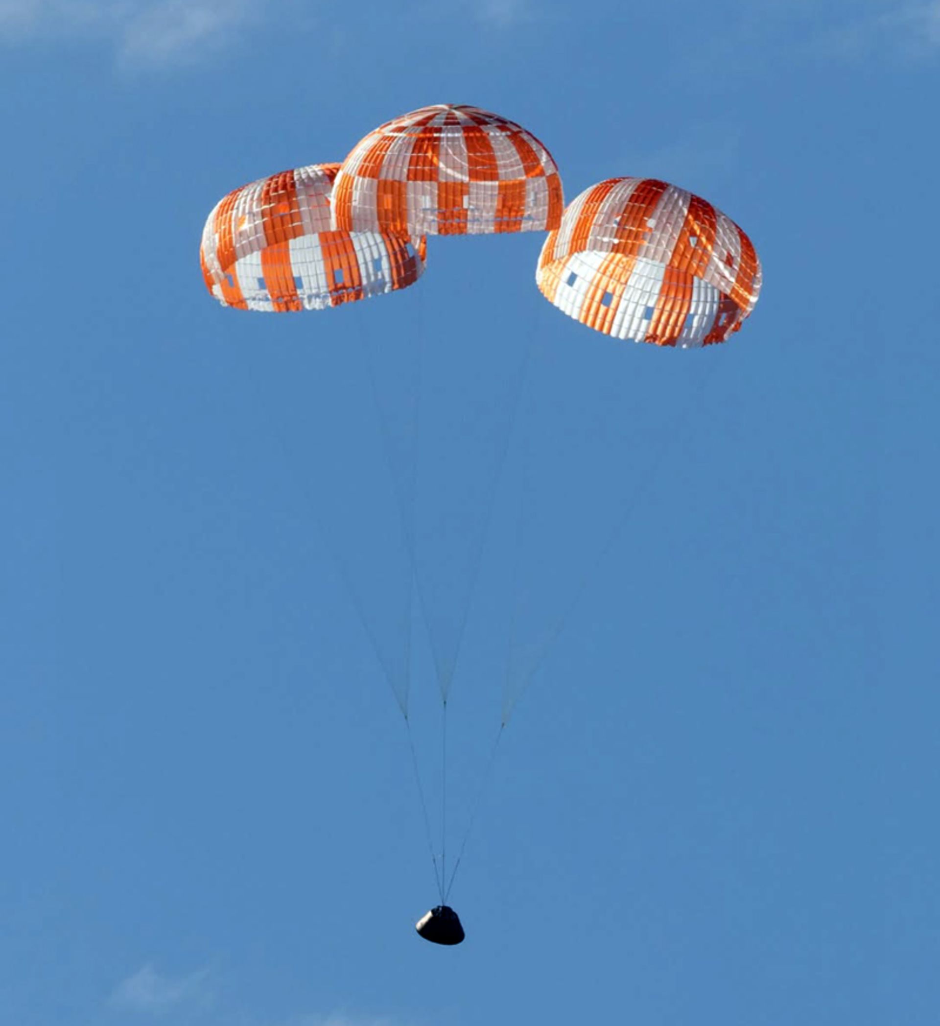 بازگشت به آرمتیس دو به زمین