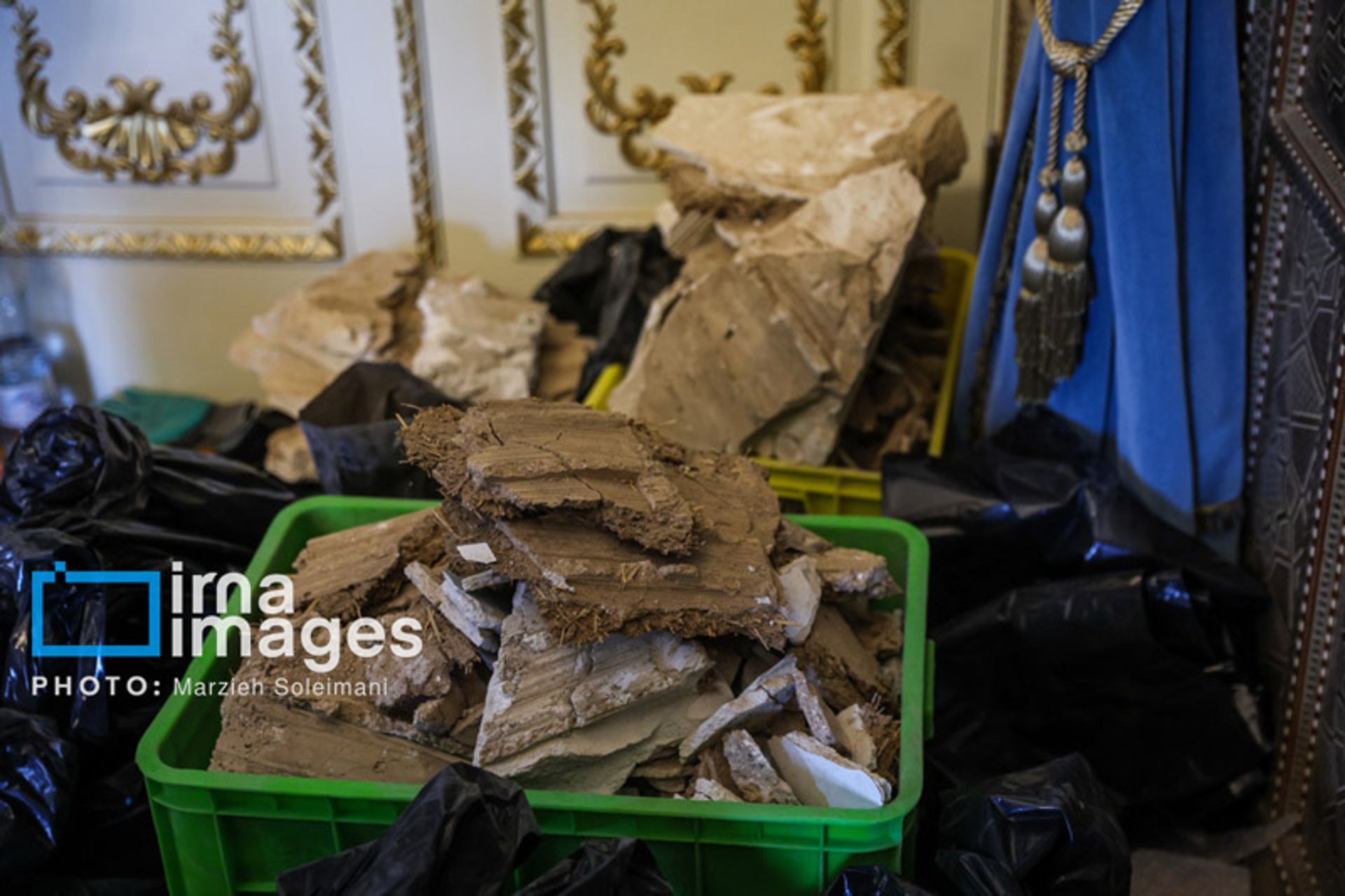 آسیب جنگ به کاخ سعدآباد