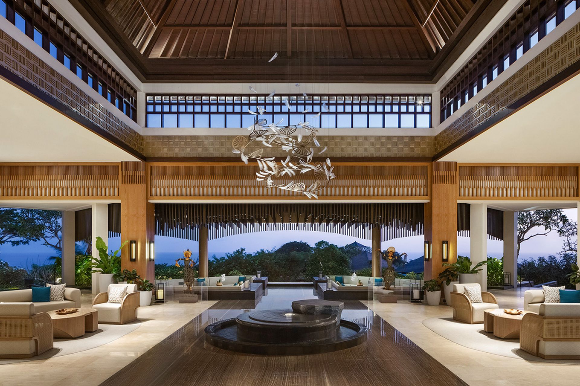 لابی هتل اومانا در بالی