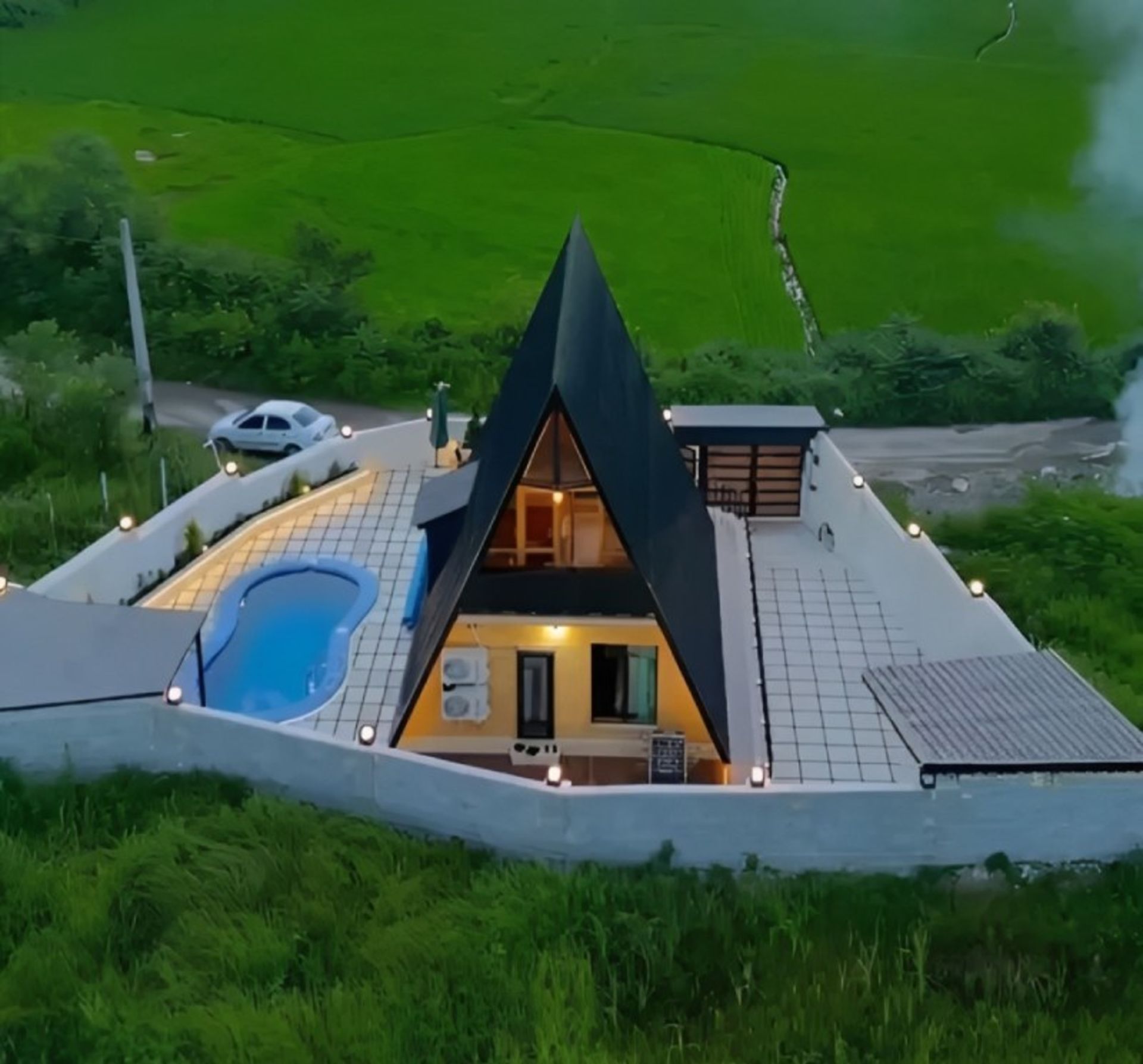 عکس هوایی از کلبه سوئیسی رشت