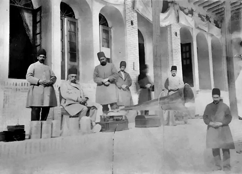 مظفرالدین‌شاه قاجار و گرامافون