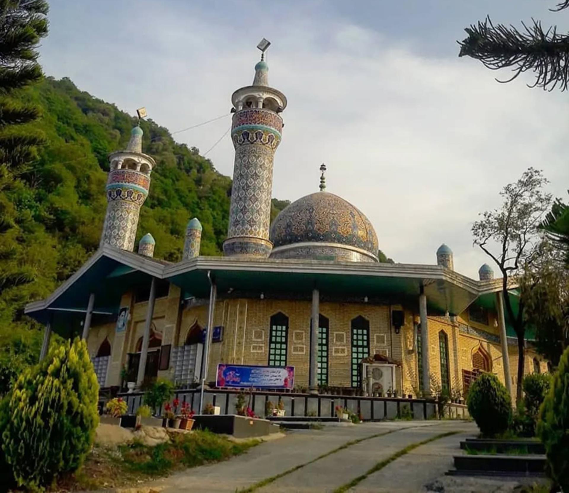 بقعه ابوالفضل (ابوطالب) جعفربن محمد روستای میانده