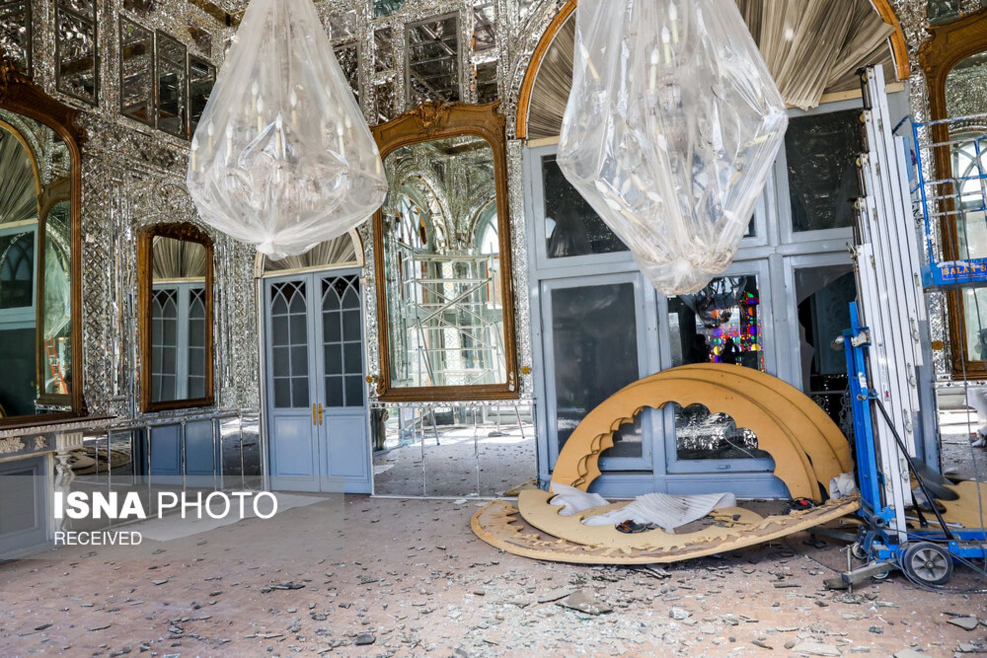 آسیب کاخ گلستان 