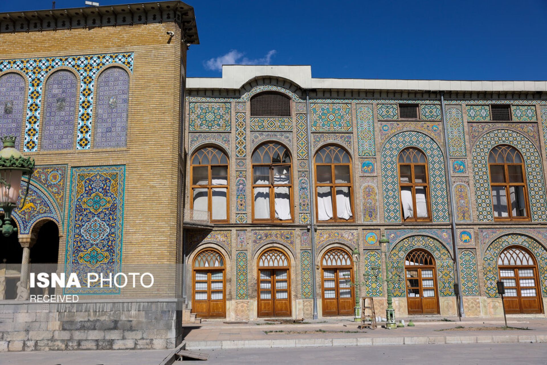 آسیب کاخ گلستان 