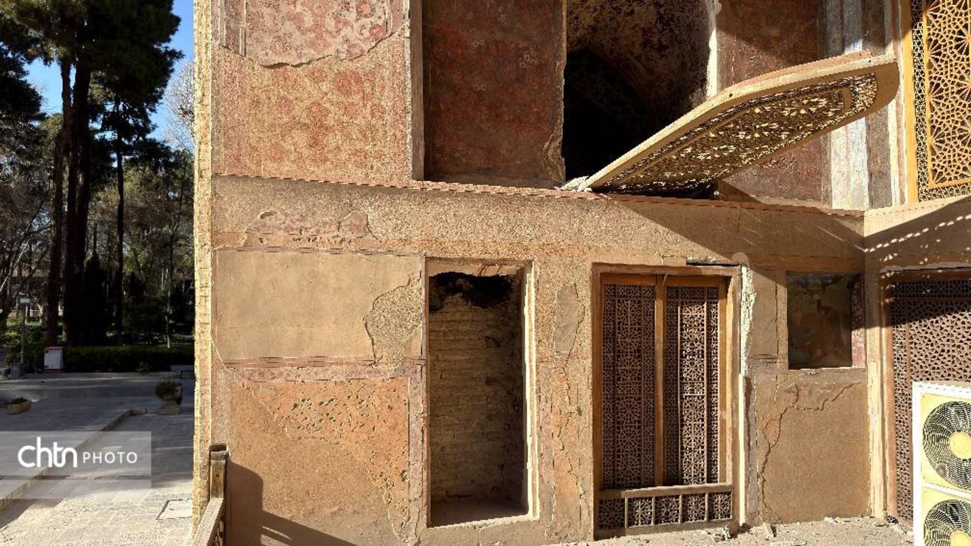 کاخ چهل‌ستون 