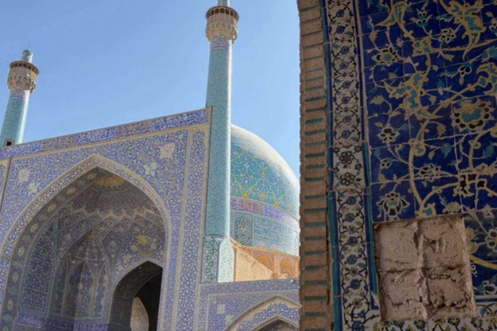 آسیب حمله به مسجد شاه نقش جهان 