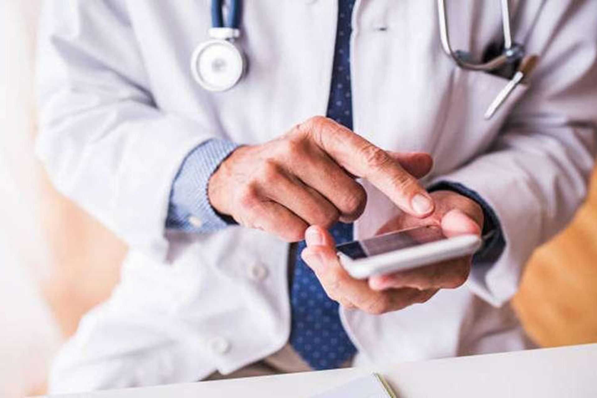 مشاوره آنلاین پزشک