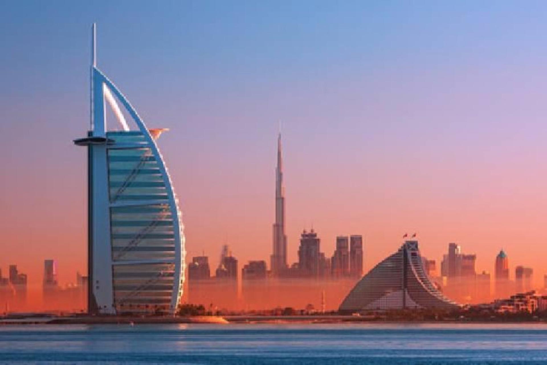 سفر با تتر به دبی