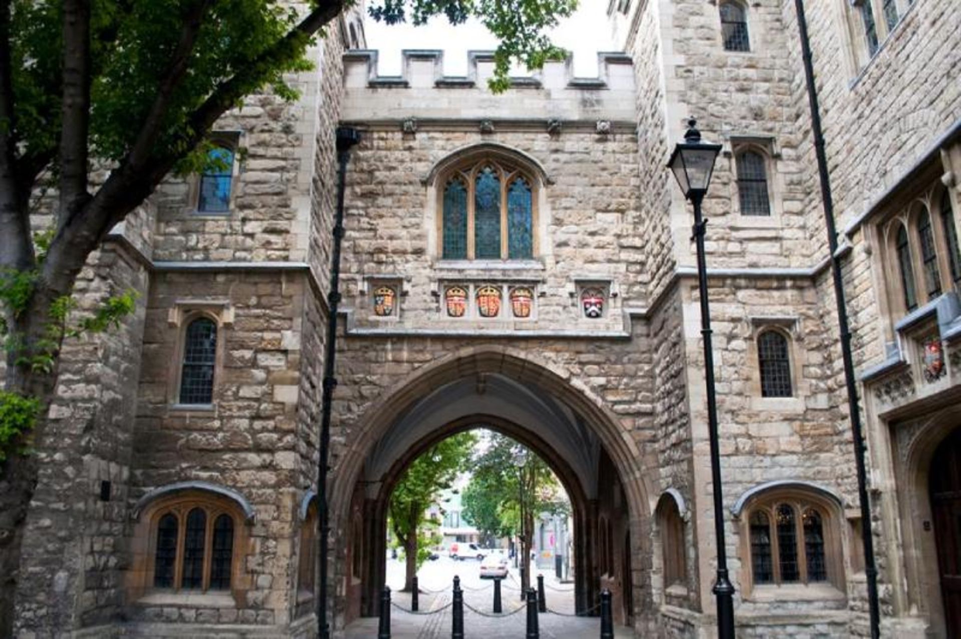 دروازه سنگی سنت جان لندن