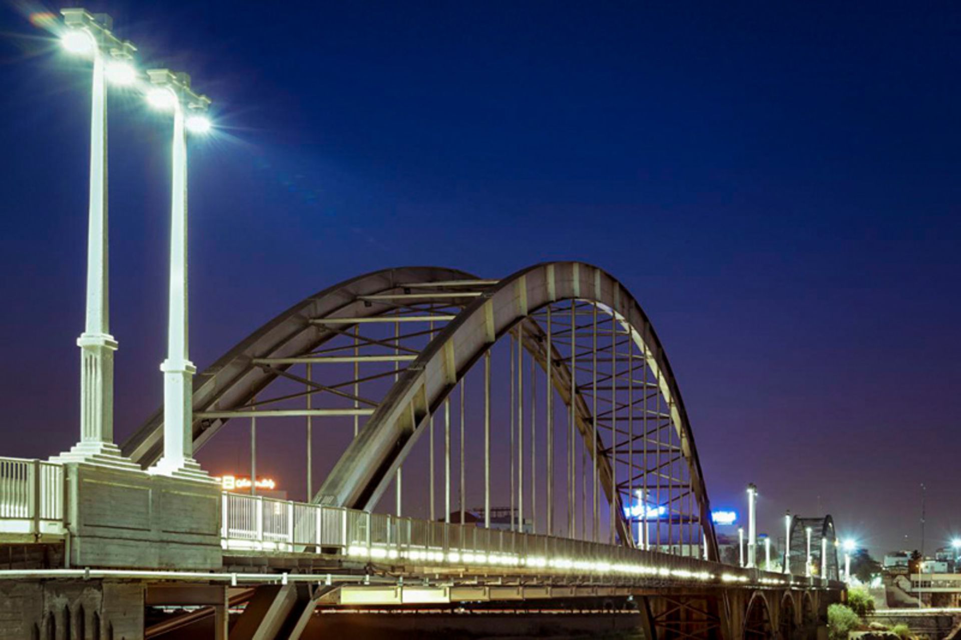 پل سفید (پل معلق) اهواز در شب
