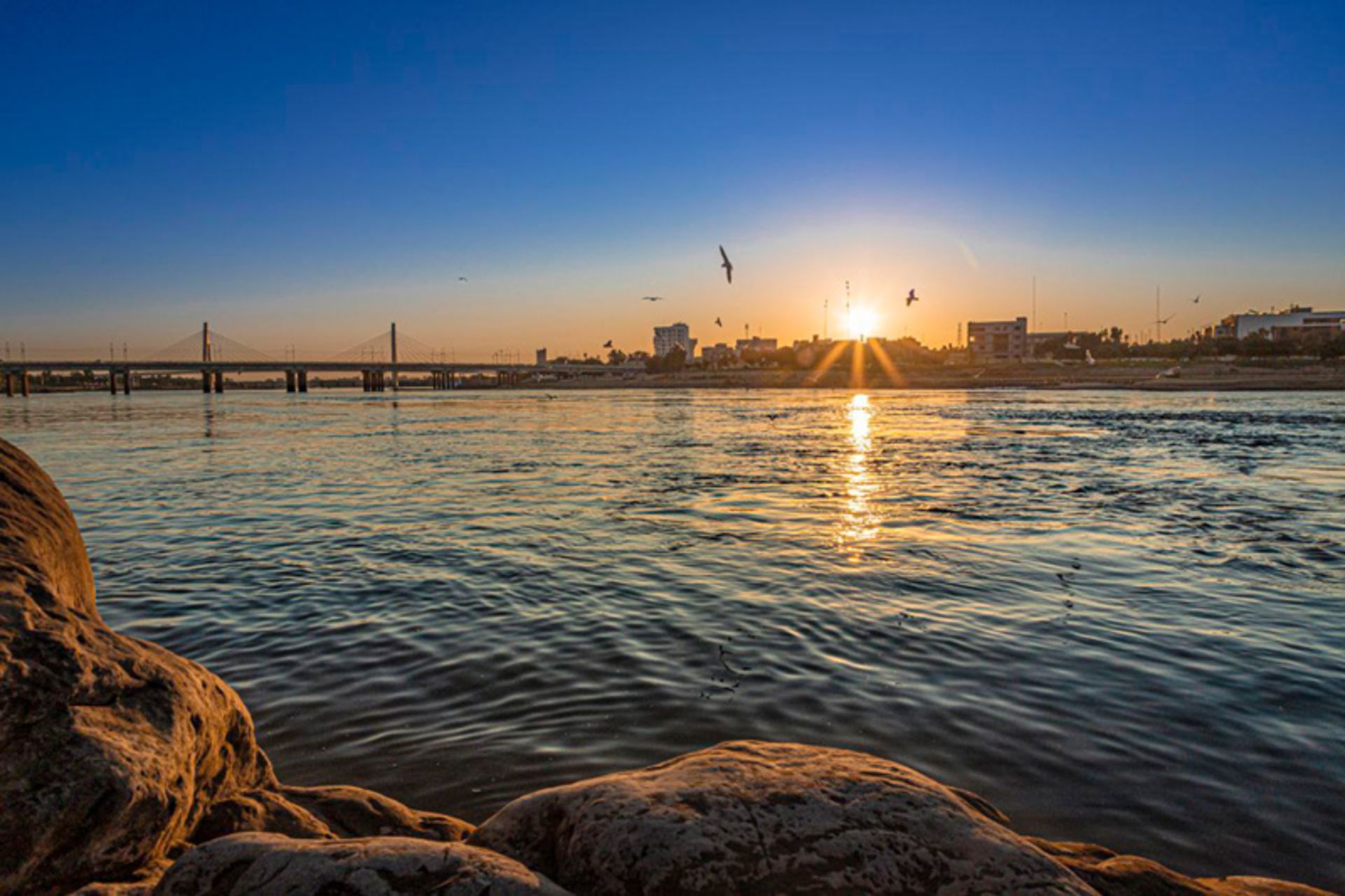 غروب آفتاب رود کارون