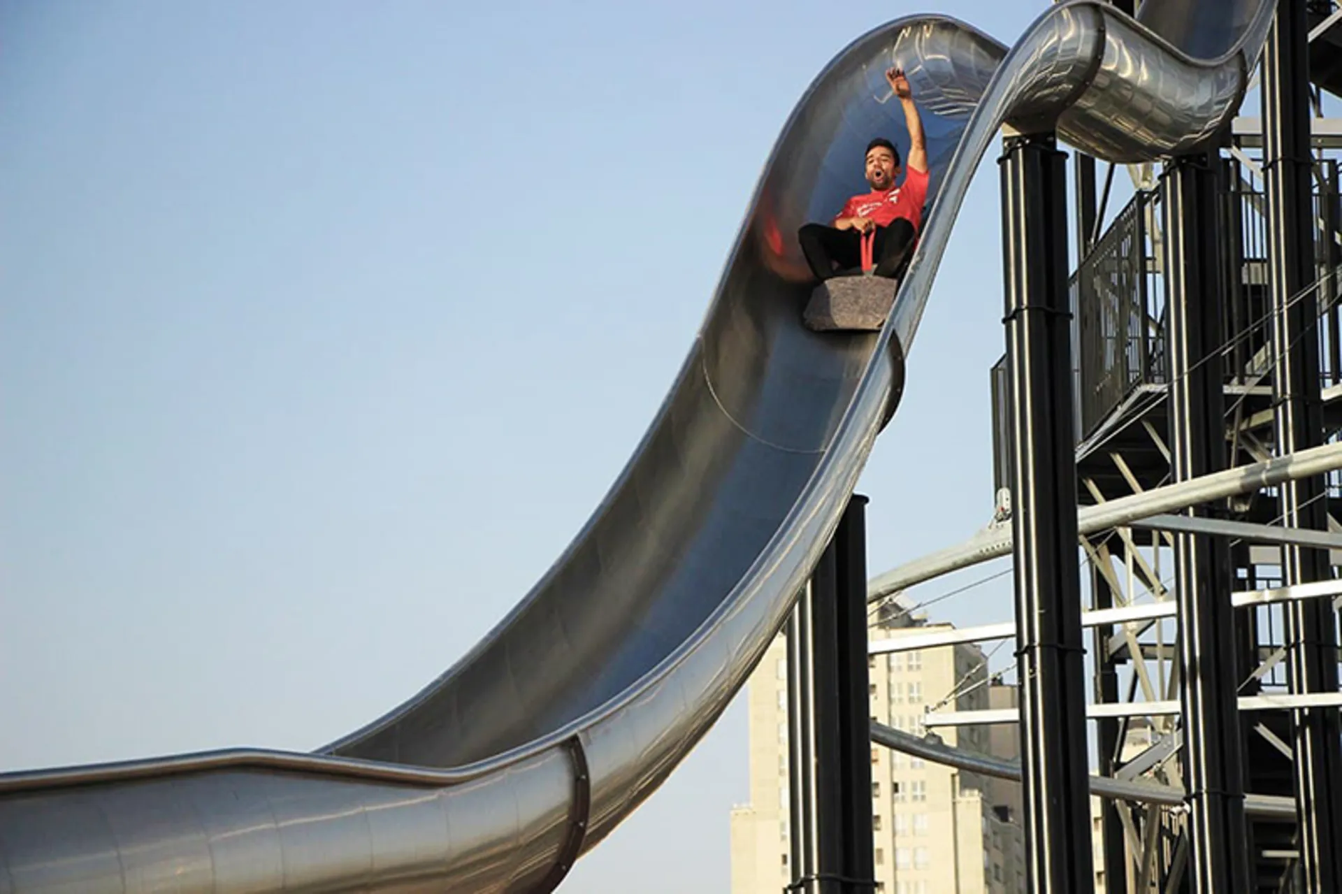 سرسره سقوط آزاد دریاچه چیتگر