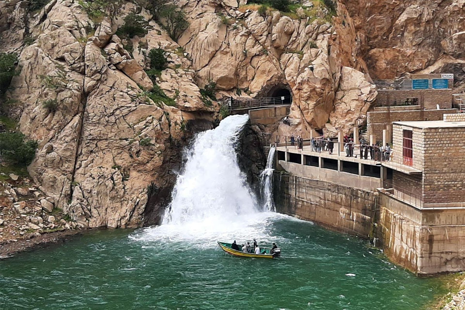 چشمه بل