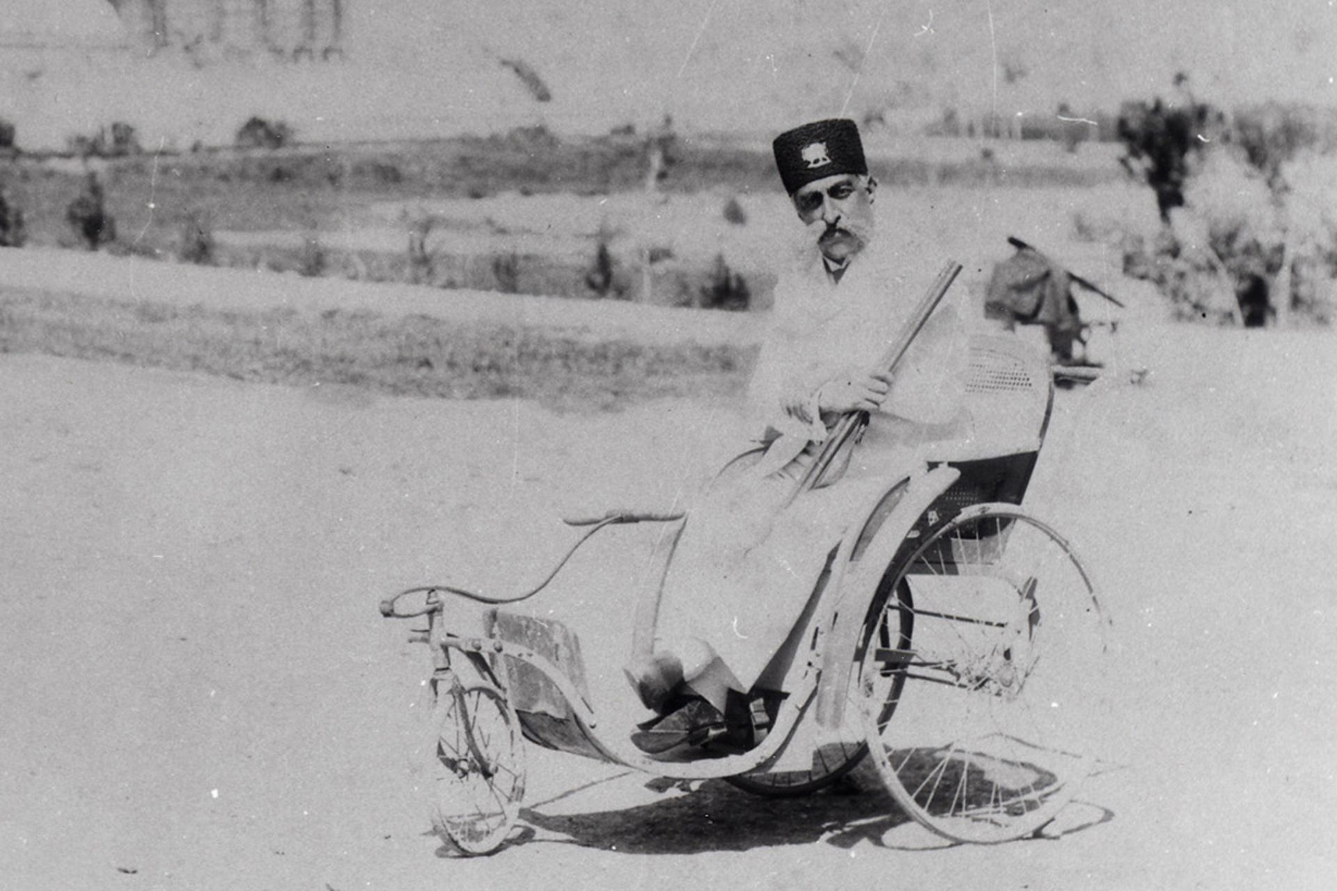 عکس تاریخی مظفرالدین شاه 