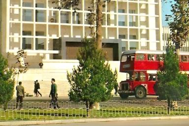 سفر به تاریخ تهران؛ ساختمان سنا و اتوبوس‌های دو طبقه در دهه ۴۰