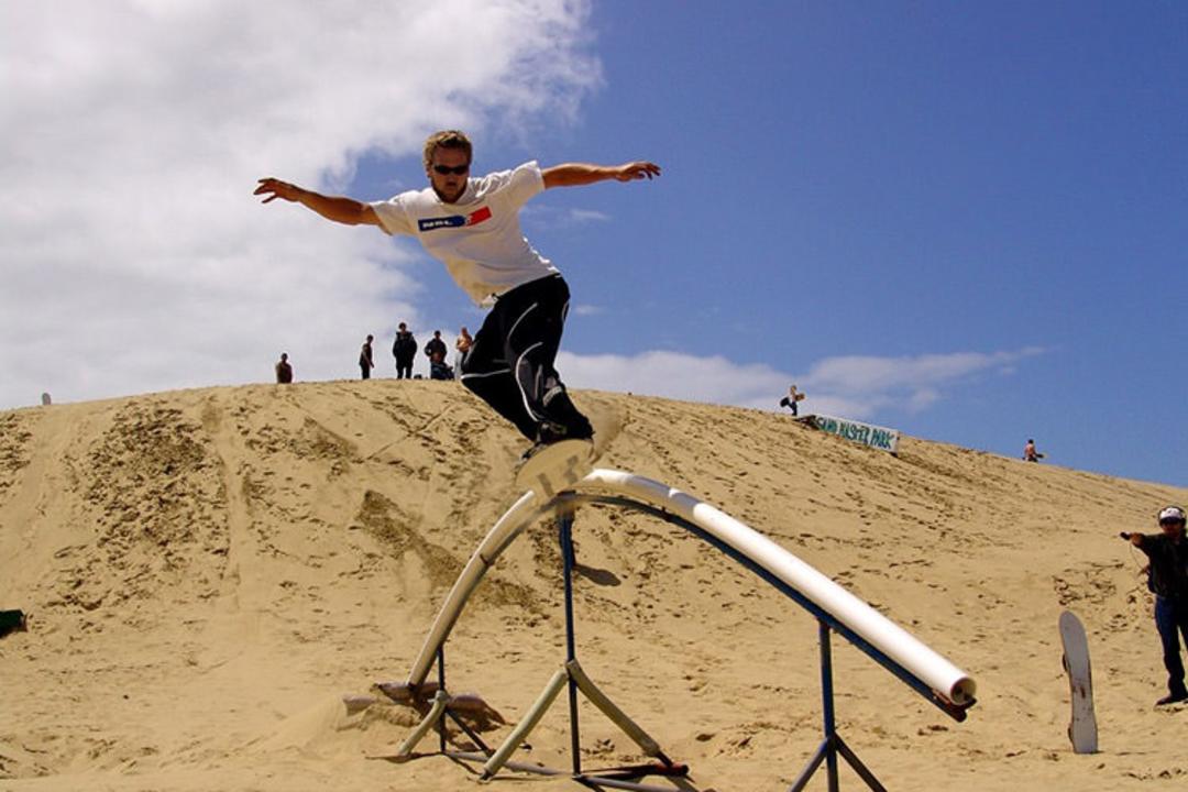 2015-06-019-01-beach-sports